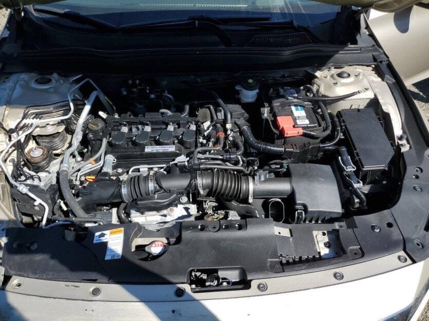 2018 Honda Accord Image 9