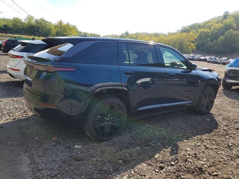 2024 Jeep Wagoneer S Image 5