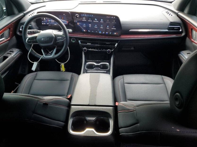 2025 Chevrolet Traverse Image 7