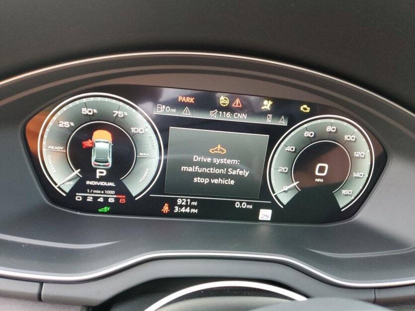 2025 Audi Q5 Image 8