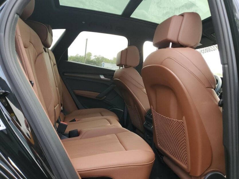 2025 Audi Q5 Image 9