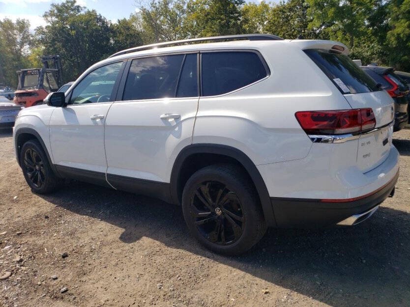 2022 Volkswagen Atlas Image 3