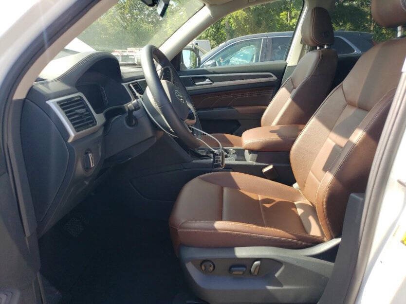 2022 Volkswagen Atlas Image 5
