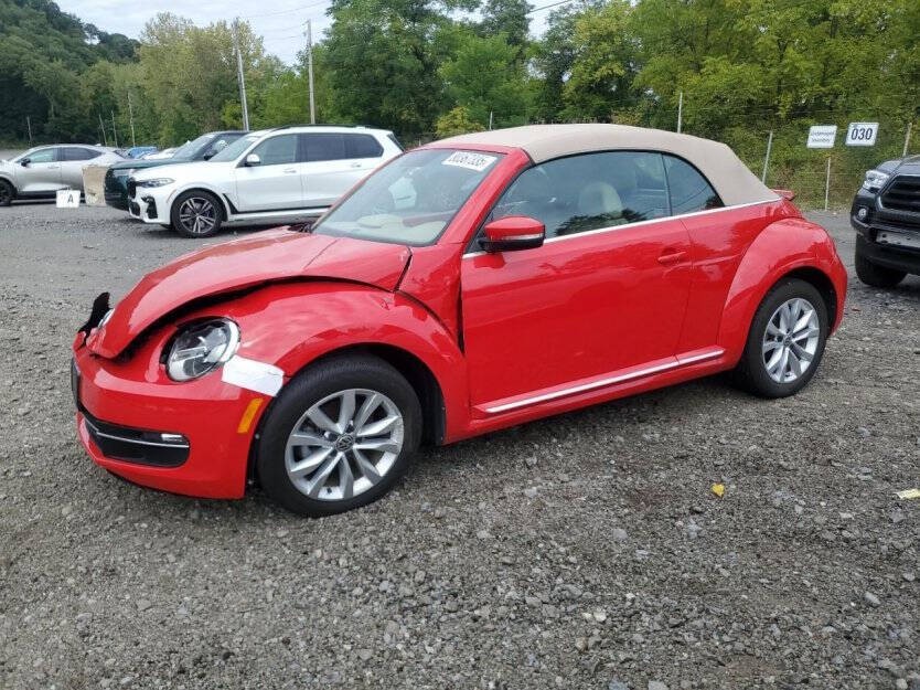 2015 Volkswagen Beetle Image 3
