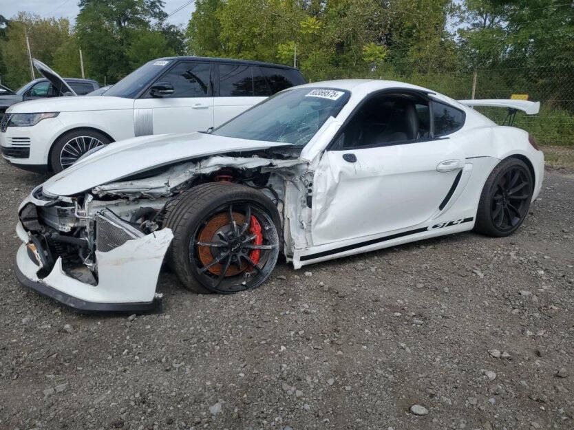 2016 Porsche Cayman Image 3