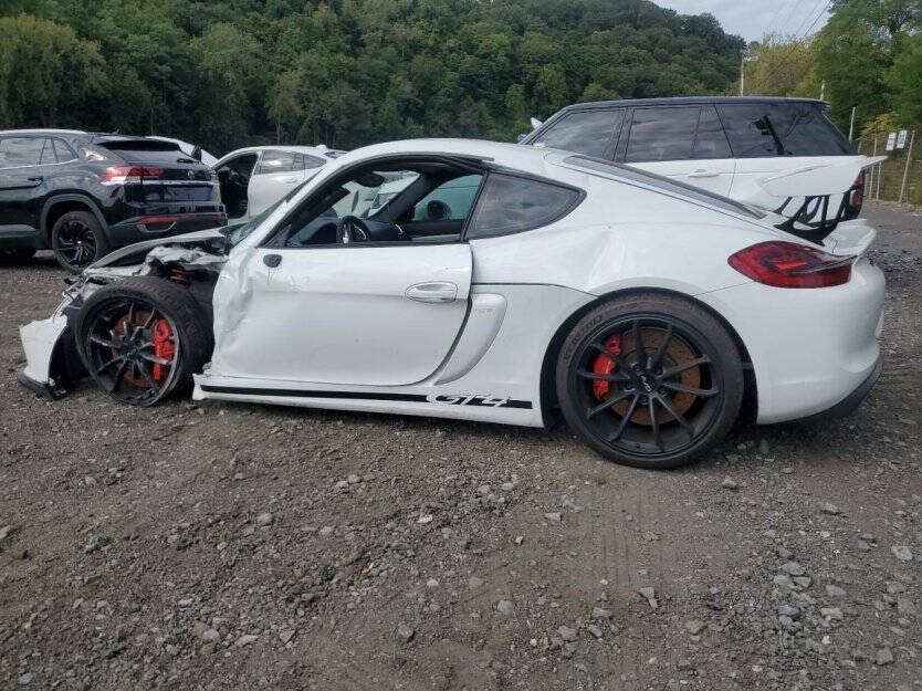 2016 Porsche Cayman Image 4