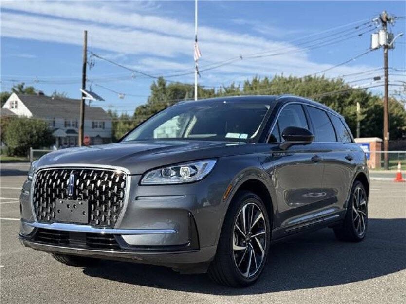 2024 Lincoln Corsair Image 2