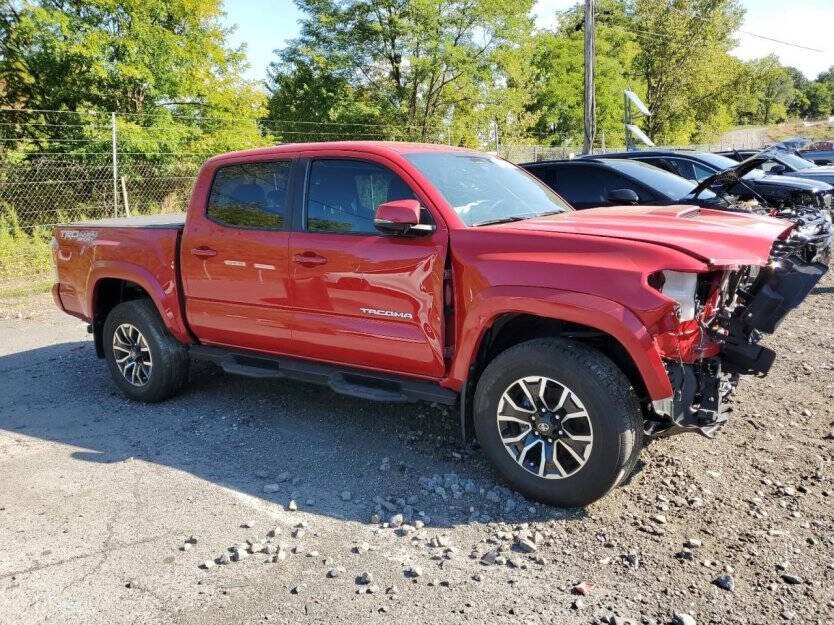 2023 Toyota Tacoma Image 1