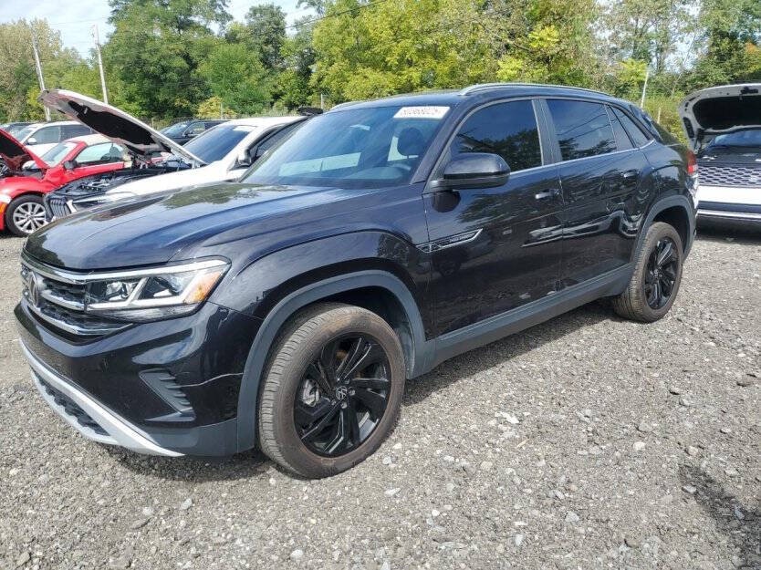 2023 Volkswagen Atlas Cross Sport Image 2