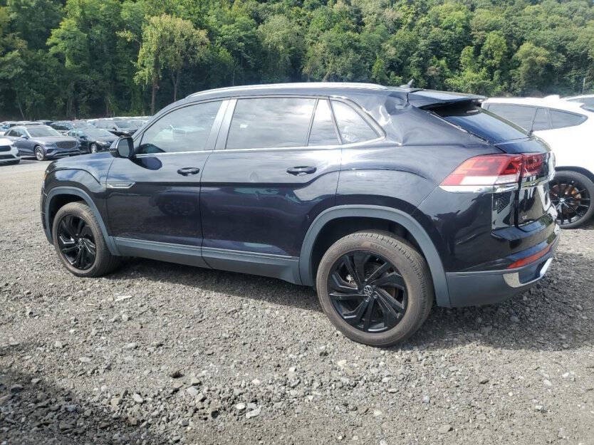 2023 Volkswagen Atlas Cross Sport Image 3