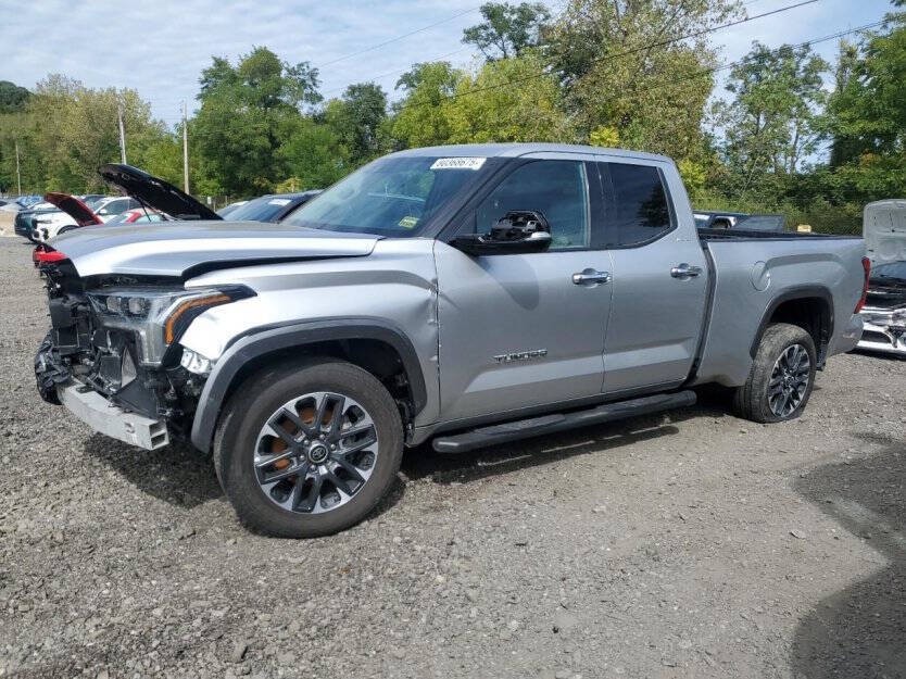2022 Toyota Tundra Image 3