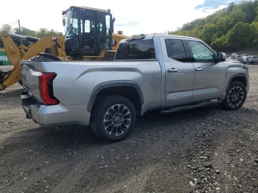 2022 Toyota Tundra Image 5