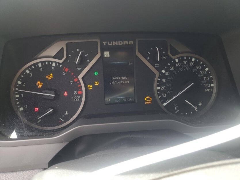 2022 Toyota Tundra Image 8