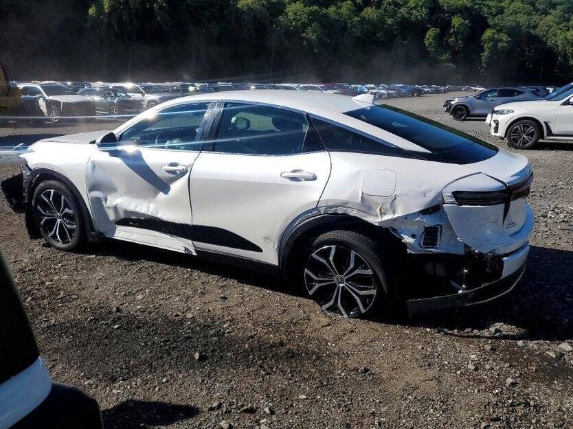 2023 Toyota Crown Image 3