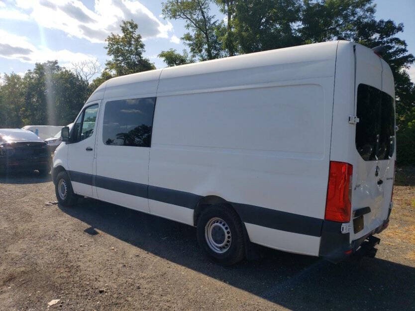 2019 Mercedes-Benz Sprinter Image 3