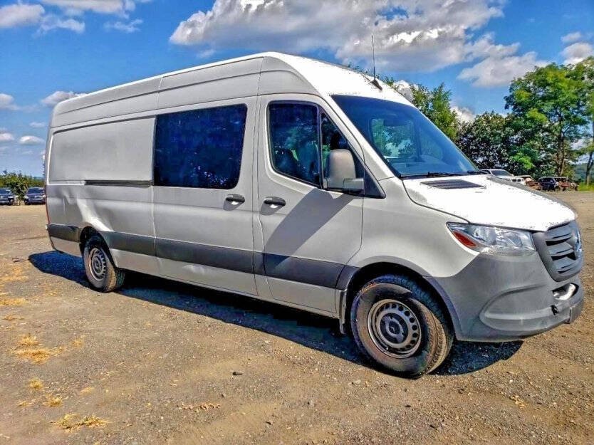 2019 Mercedes-Benz Sprinter Image 1