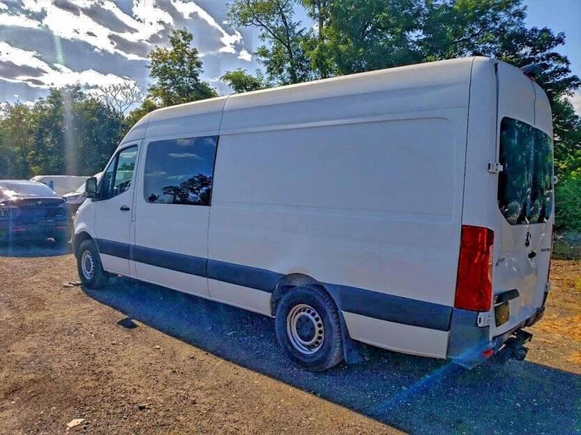 2019 Mercedes-Benz Sprinter Image 3