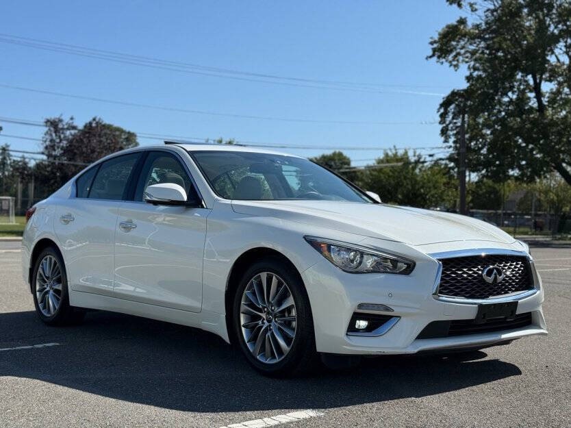 2024 INFINITI Q50 Image 1