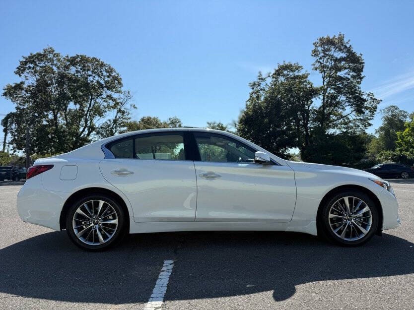 2024 INFINITI Q50 Image 3