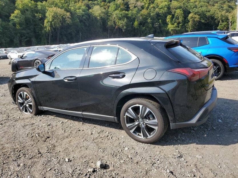 2024 Lexus UX 250h Image 3