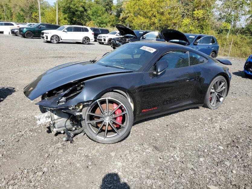 2020 Porsche 911 Image 3
