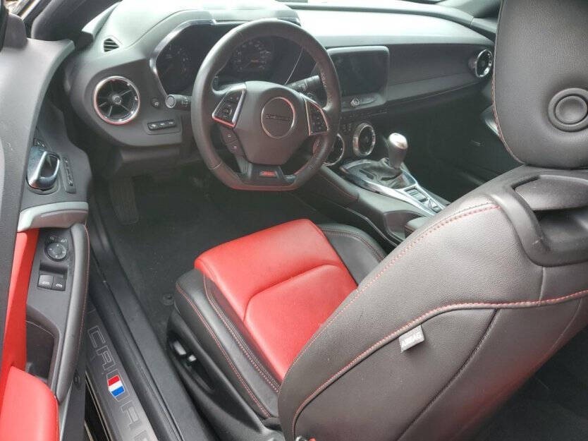 2023 Chevrolet Camaro Image 7