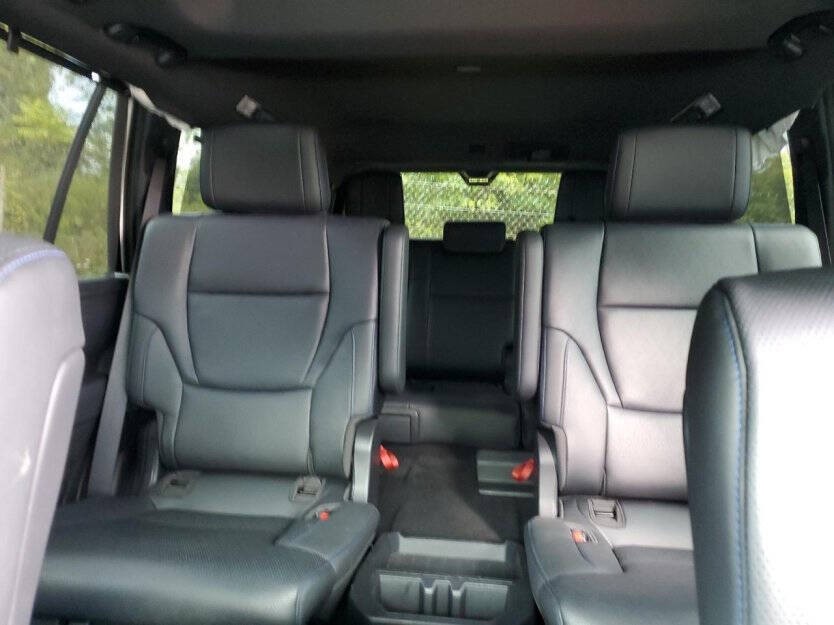 2024 Toyota Sequoia Image 6