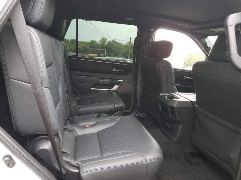 2024 Toyota Sequoia Image 9