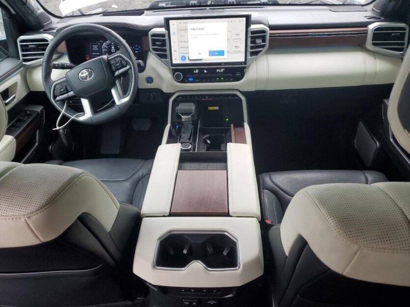 2022 Toyota Tundra Image 7