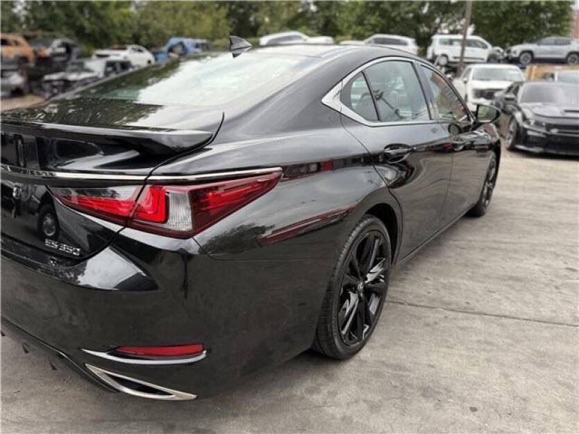 2023 Lexus ES 350 Image 4