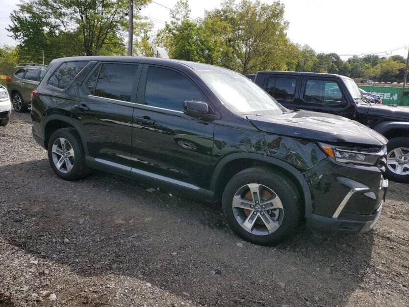 2024 Honda Pilot Image 1