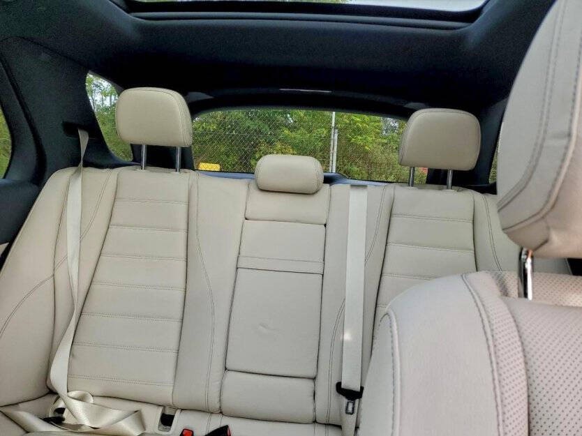 2024 Mercedes-Benz GLE-Class Image 7