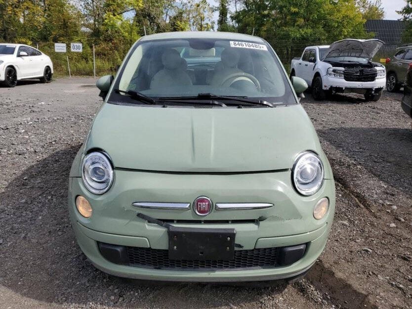 2013 FIAT 500 Image 2
