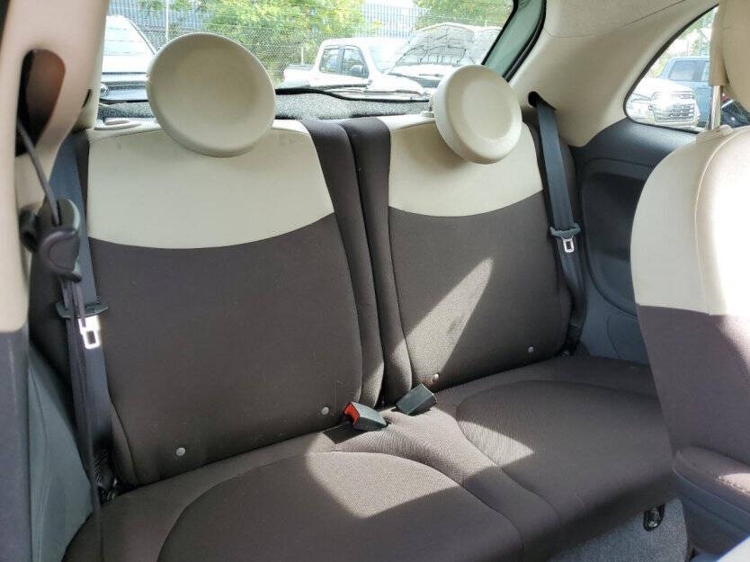 2013 FIAT 500 Image 7