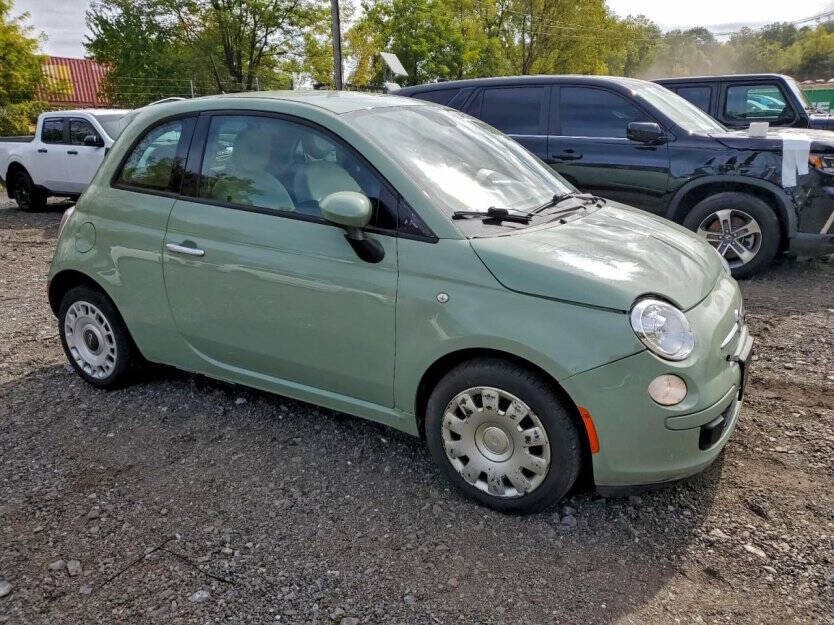 2013 FIAT 500 Image 1