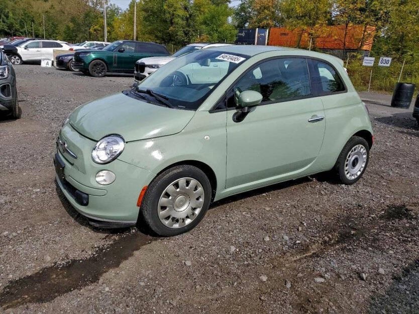 2013 FIAT 500 Image 3