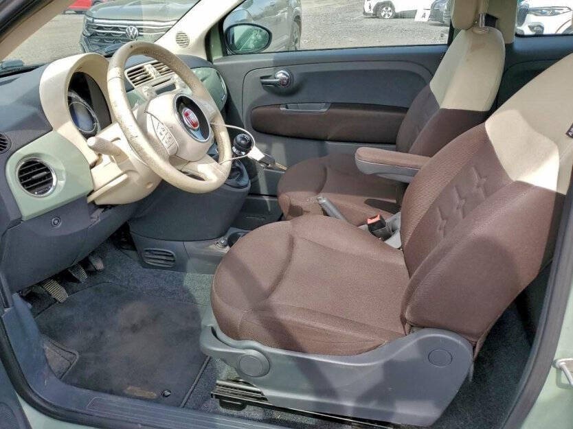 2013 FIAT 500 Image 6