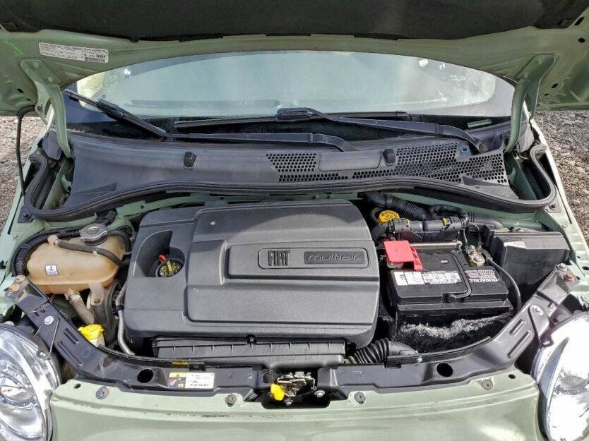 2013 FIAT 500 Image 9