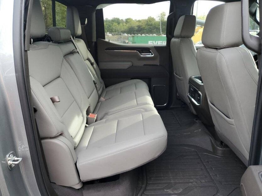 2025 GMC Sierra 1500 Image 7