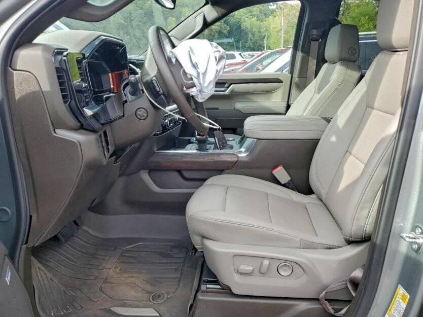 2025 GMC Sierra 1500 Image 6