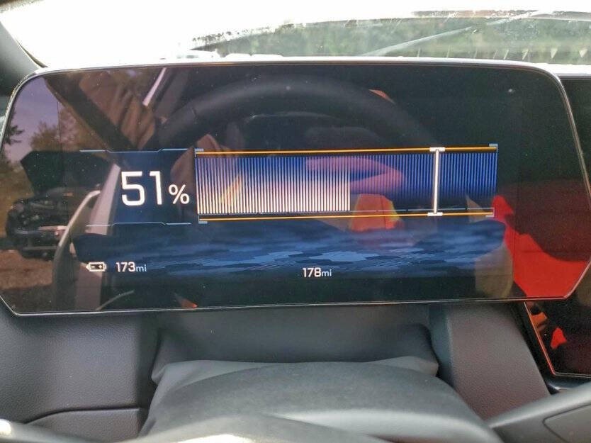 2025 Chevrolet Equinox Image 8