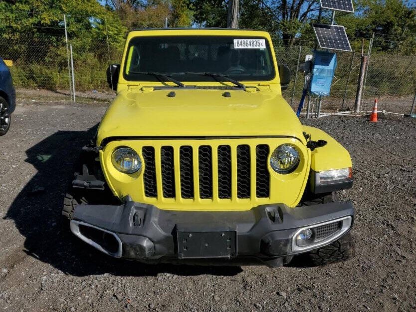 2023 Jeep Gladiator Image 2