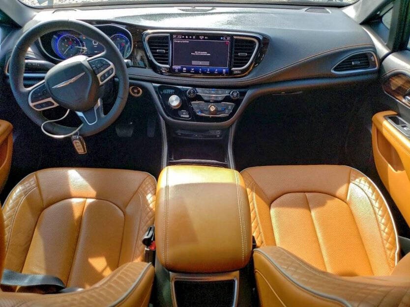 2022 Chrysler Pacifica Image 7