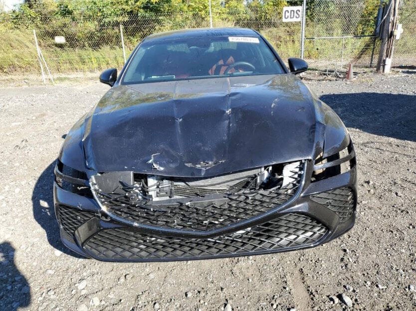2025 Genesis G80 Image 2