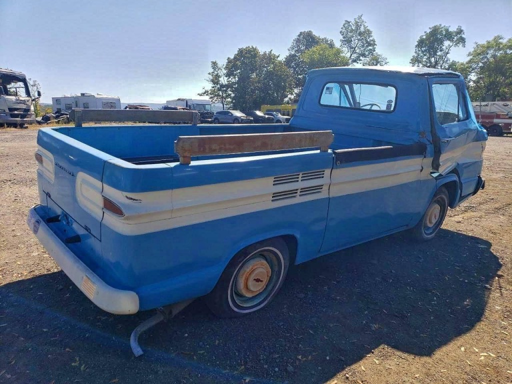 1963 Chevrolet Corvair Image 4