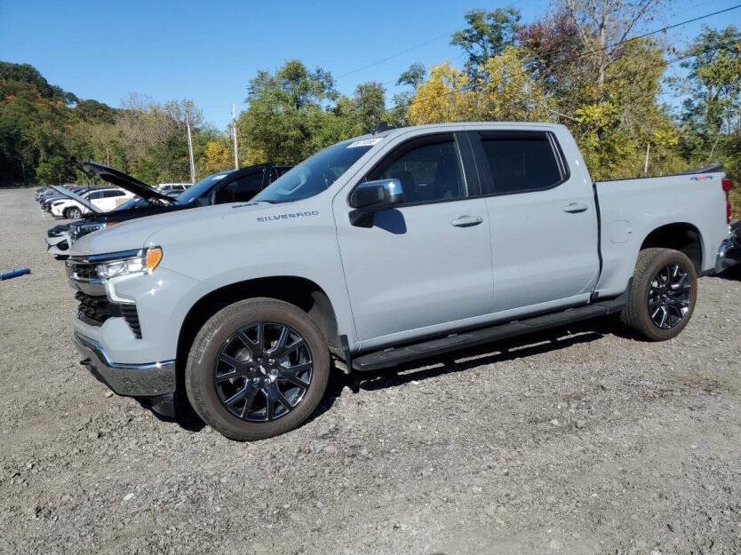 2024 Chevrolet Silverado 1500 Image 3