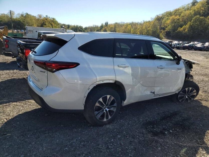 2021 Toyota Highlander Image 5