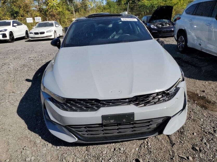 2023 Kia K5 Image 2