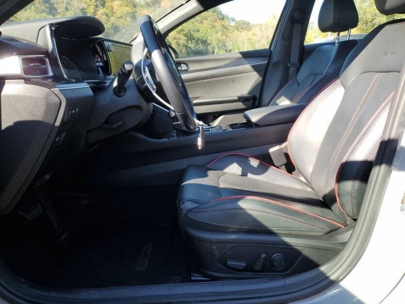 2023 Kia K5 Image 6