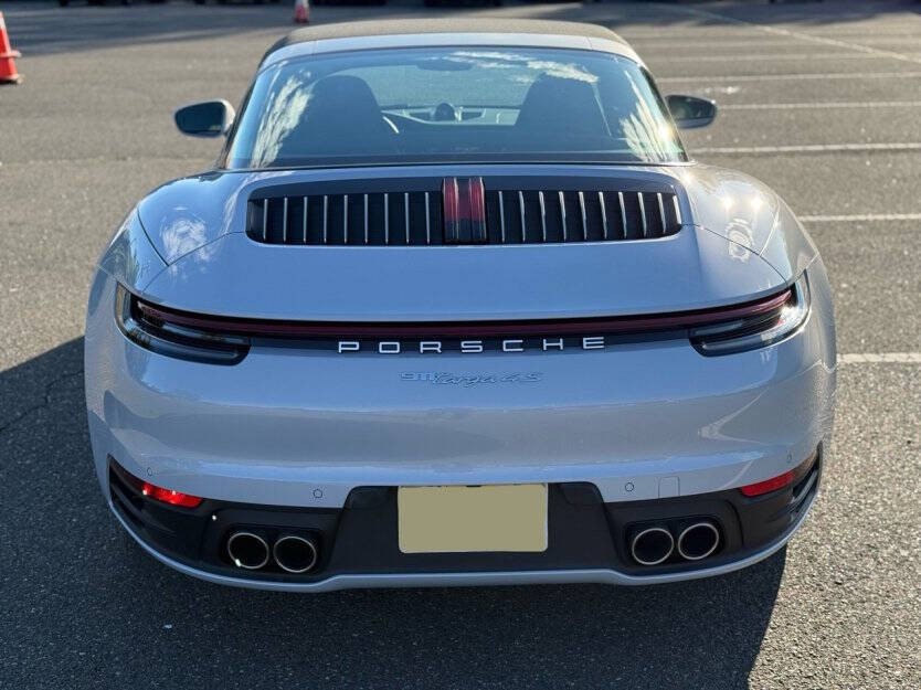 2024 Porsche 911 Image 5